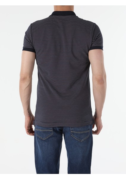 Slim Fit Yuvarlak Yaka Erkek Lacivert Kısa Kol Tişört