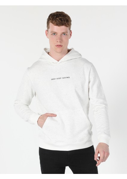 Regular Fit Baskılı Kapüşonlu Beyaz Erkek Sweatshirt Cl1059904