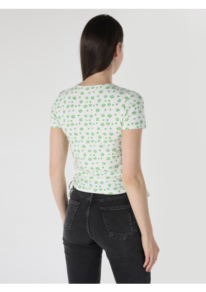 Slim Fit Yuvarlak Yaka Çiçekli Kadın Beyaz Kısa Kol Tişört fiyatları