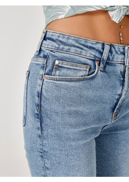 771 Emery Normal Kesim Normal Bel Geniş Paça Mavi Kadın Pantolon Cl1066480 modelleri