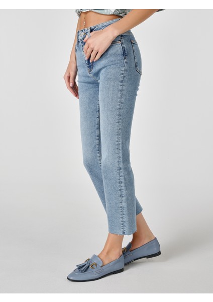 771 Emery Normal Kesim Normal Bel Geniş Paça Mavi Kadın Pantolon Cl1066480 indirimleri