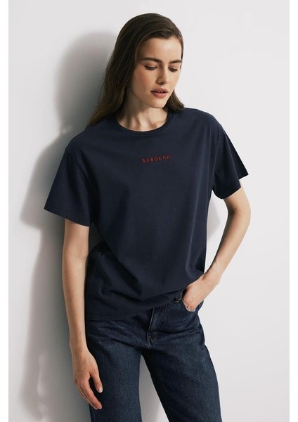 Yıkama Efektli Comfort Fit Kadın Tshirt