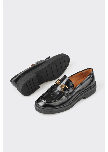 Siyah Deri Kadın Günlük Ayakkabı modelleri