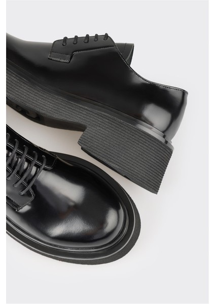 Siyah Deri Kadın Günlük Ayakkabı indirimleri