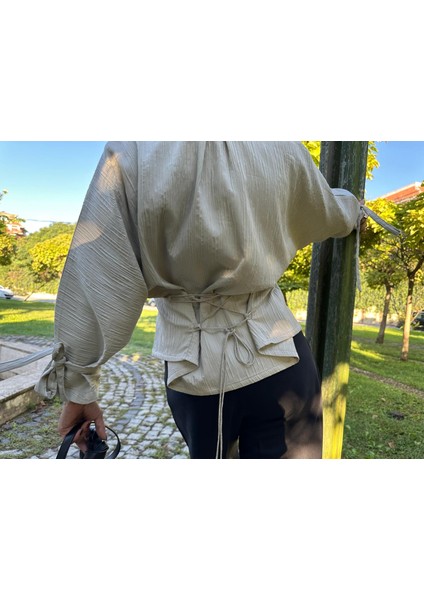 Özel Tasarım Kimono Bağcıklı Gömlek fiyatları
