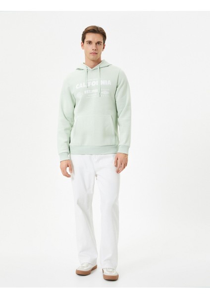 Kapşonlu Sweatshirt Kolej Baskılı Kanguru Cep Detaylı fiyatları