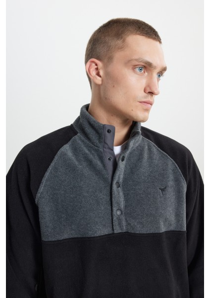 Erkek Siyah-açık Melanj Standart Fit Normal Kesim Dik Bato Yaka Desenli Polar Sweatshirt indirimleri