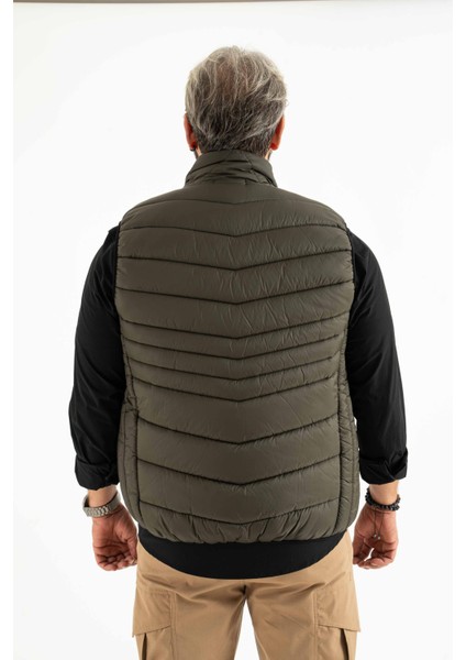 Erkek Dik Yaka Fermuarlı Kapitone Yelek fırsatları