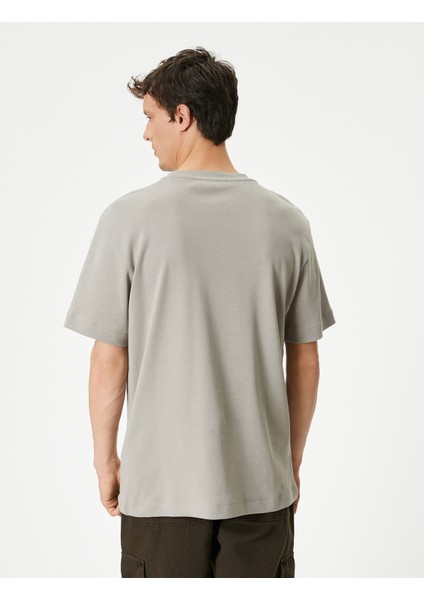 Basic Tişört Cep Detaylı Kısa Kollu Bisiklet Yaka fırsatları