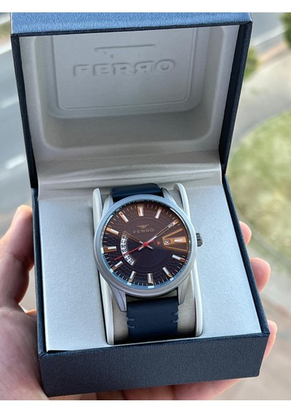 Deri Kordon Takvimli Kadran 3 Atm Suya Dayanıklı Erkek Kol Saati EFM11911.ZD