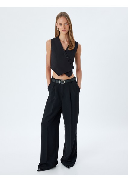 Asimetrik Kruvaze Crop Yelek V Yaka Düğmeli