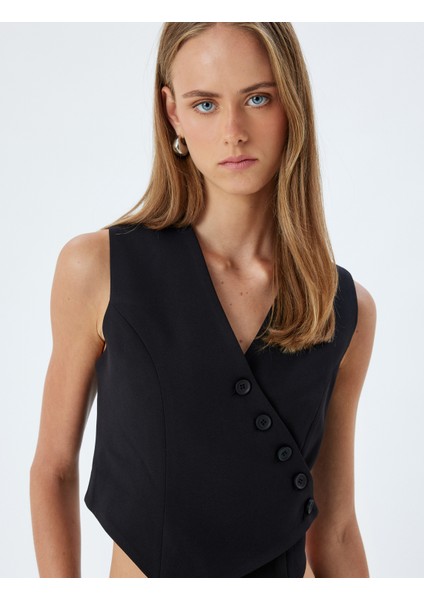 Asimetrik Kruvaze Crop Yelek V Yaka Düğmeli fiyatları