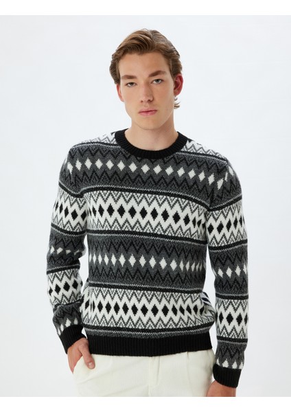 Triko Kazak Bisiklet Yaka Desenli Uzun Kollu modelleri