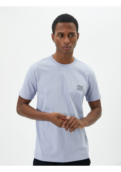 Minimal Baskılı Tişört Slim Fit Bisiklet Yaka Kısa Kollu