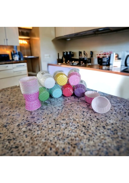 Cup Cake | Sufle Kapsülü | Muffin Kapsülü Pembe Puantiyeli 25 Adet (50X39mm) fırsatları