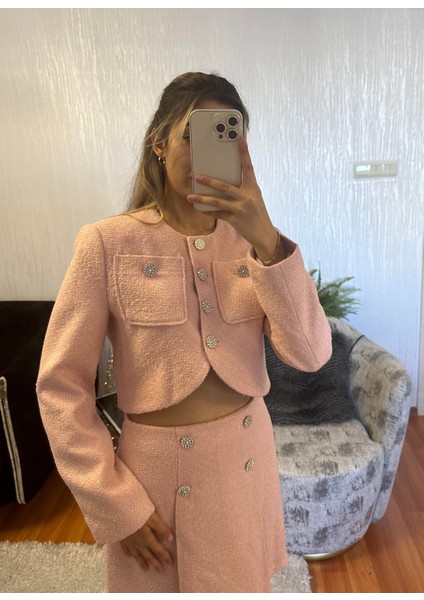 Düğme Detaylı Crop Ceket Pembe fiyatları
