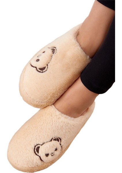 Önü Kapalı Ayıcık Baskılı Peluş Kadın Ev Terliği Bej modelleri