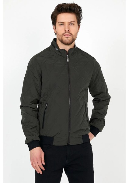 Yeni Sezon Erkek Yeşil Mevsimlik Triko ve Deri Biye Detaylı Fermuarlı Iç Cepli Mont&ceket