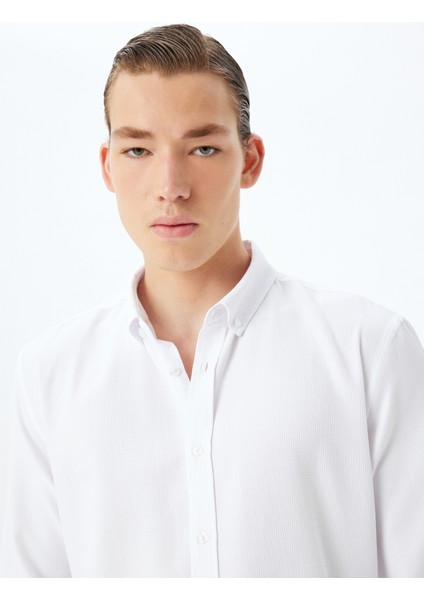 Uzun Kollu Gömlek Düğmeli Yaka Dokulu Pamuk Karışımlı