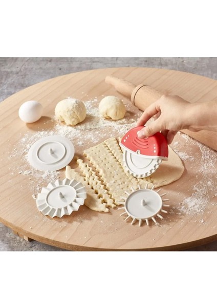 Hamur Şekillendirici - 4'lü Pratik Hamur Şekillendirici Seti