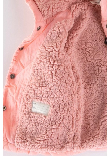 Yeni Sezon Içi Kürklü Soft Kapitone Kumaş Cepli Kapüşonlu Çocuk Kışlık Mont-Kaban modelleri