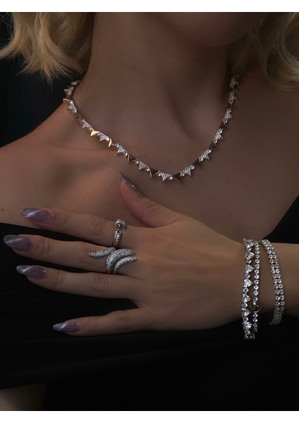 Vip Zirkon Taşlı Yüzük Işaret Parmağı fiyatları