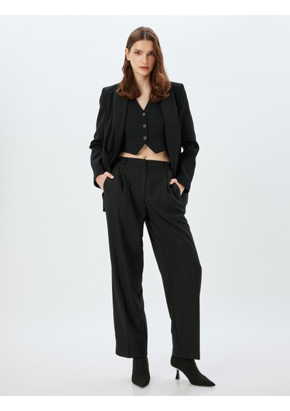 Kumaş Pantolon Pileli Cep Detaylı Düz Paça