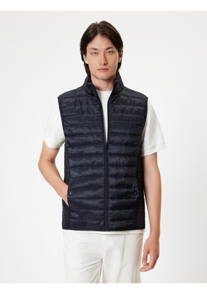 Şişme Yelek Slim Fit Dik Yaka Cep Detaylı modelleri