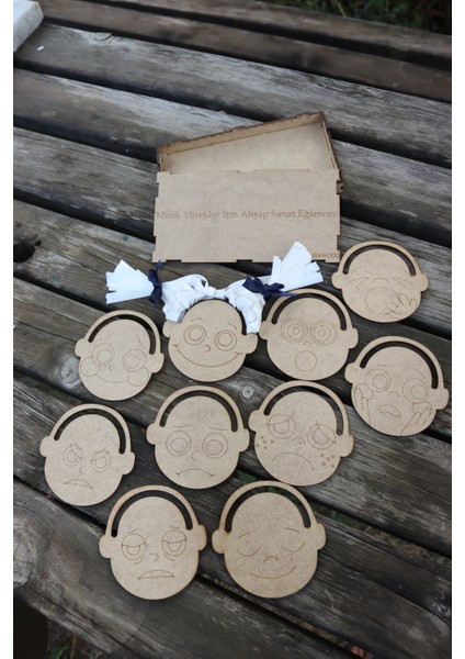 Montessori Çocuklar Için Ifadeli Eğitici Oyun Seti+Ahşap Kutu Hediyedir (10 Lu) fırsatları