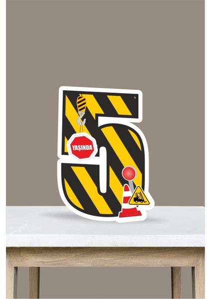 Iş Makinaları Temalı Ayaklı Rakam Pano - 5 Yaş (40 Cm)