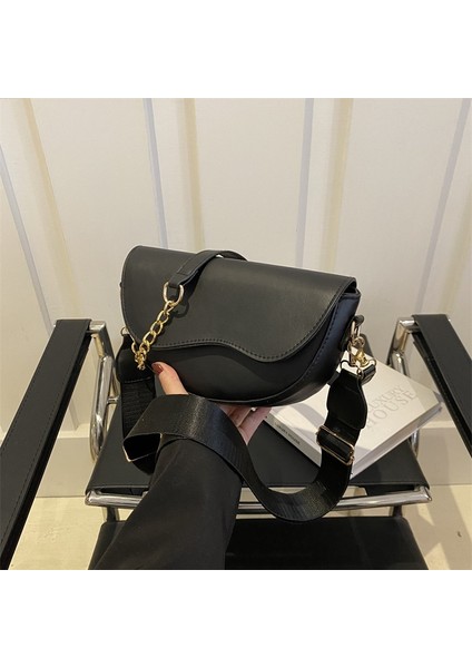 Batı Crossbody Çanta Kadın Niş Tasarımı 2024 Yeni Geniş Omuz Askılı Omuz Çantası Modaya Uygun ve Çok Yönlü Yarı Dairesel Eyer Çantası (Yurt Dışından)