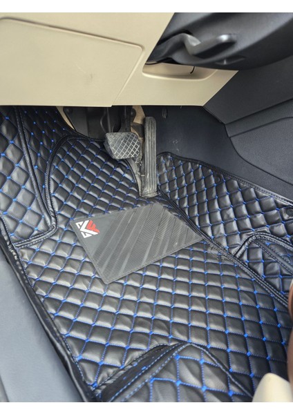 Seat Arona 2017-2024 Siyaha Mavi Renk 8d Premium Araca Özel Yeni Nesil Havuzlu Deri Oto Paspas fiyatları