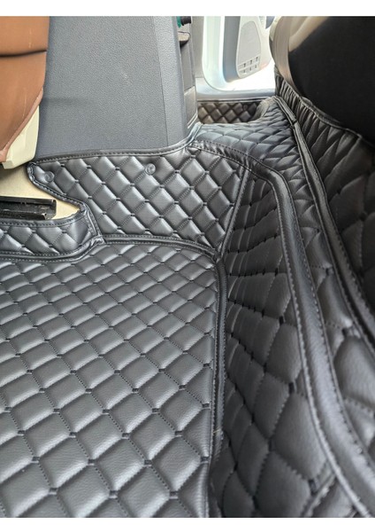 Seat Arona 2017-2024 Siyaha Siyah Renk 8d Premium Araca Özel Yeni Nesil Havuzlu Deri Oto Paspas