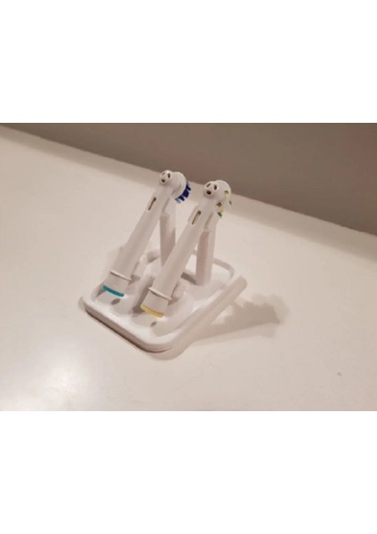 Oral B Şarjlı Diş Fırçası ve 2'li Fırça Başlığı Stand (Fırça ve Başlıklar Dahil Değildir)
