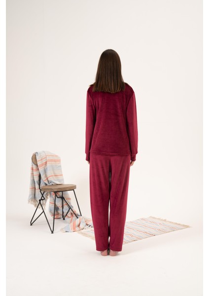 Kadın Kışlık Queen Kadife Pijama Takımı fiyatları