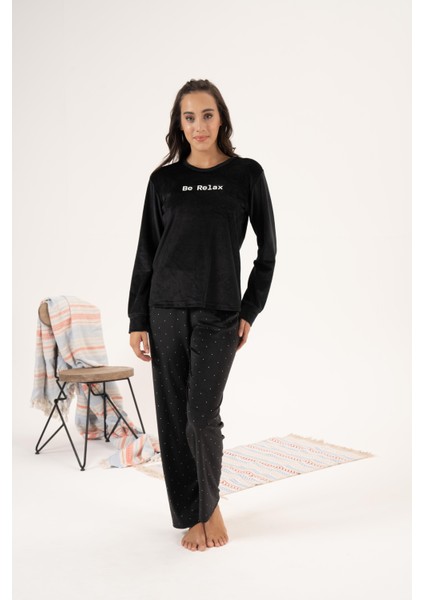 Kadın Kışlık Puantiyeli Kadife Pijama Takımı Siyah