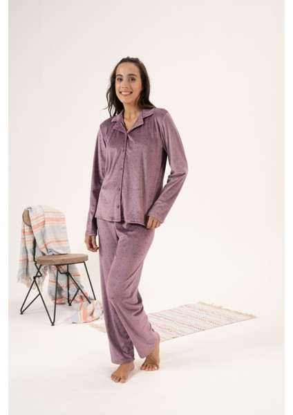 Kadın Kışlık Puantiyeli Önden Düğmeli Kadife Pijama Takımı Lila indirimleri
