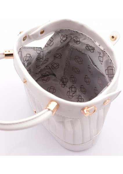 3012-2168 Bayan Çapraz Zincir Askılı Çanta indirimleri