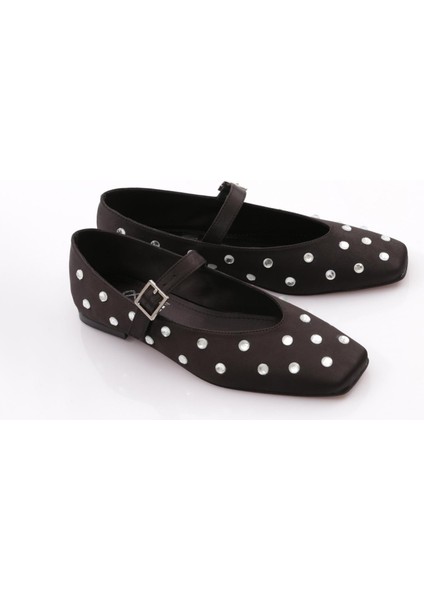 2050 Taş Süslemeli Kemer Detatli Kadın Babet fiyatları