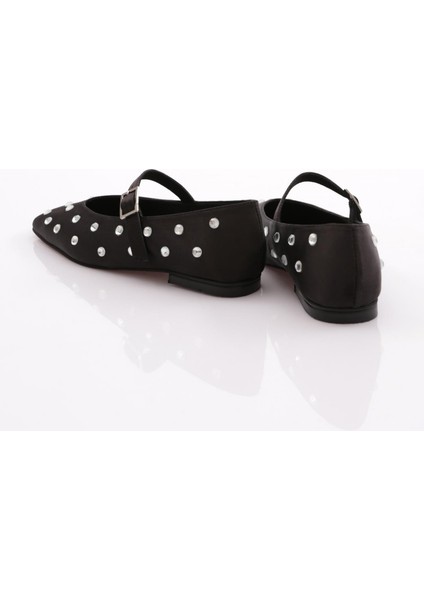 2050 Taş Süslemeli Kemer Detatli Kadın Babet modelleri