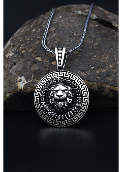 Gümüş Aslan Figürlü Mikro Taş Süslemeli Grek Desenli 925 Ayar Gümüş Kolye Zincir 901154 fiyatları