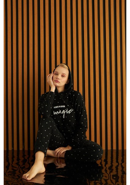 Kadın 3720-12 Fitilli Kapşonlu Polar Pijama Takımı Siyah