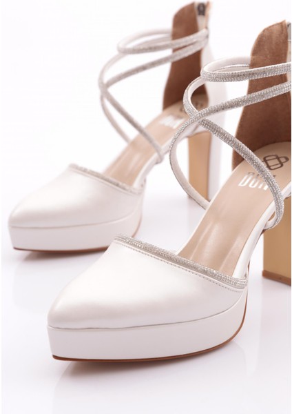 214 Kadın Önü Kapali Bileği Saran Topuklu Ayakkabı fırsatları