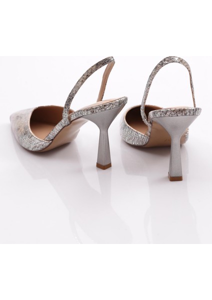 7073 Kadın Önü Kapali Sivri Burun Topuklu Ayakkabı modelleri