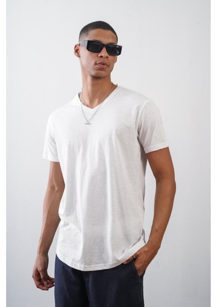 Unisex V Yaka Regular Kesim Penye Tişört 1010 indirimleri