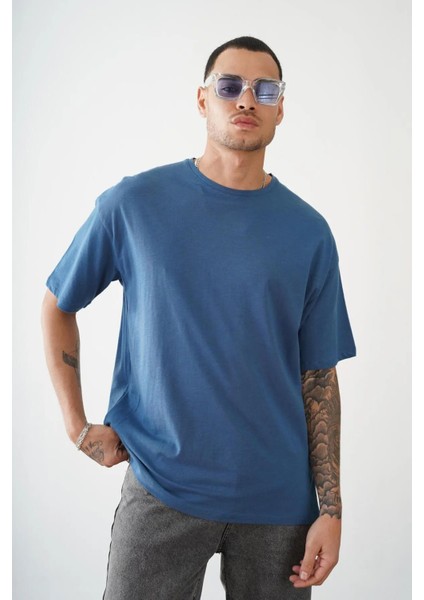 Unisex Pis Yaka Black On Black Baskılı Oversize Kalıp Tişört 1012 modelleri