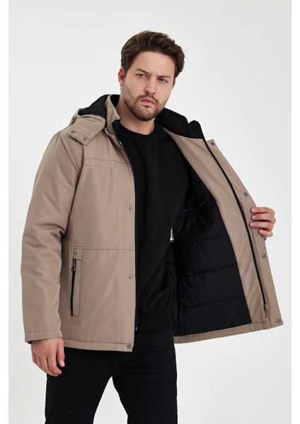 Krem Içi Kalın Kürklü Çıkartılabilir Kapüşonlu Fermuar Çepli Rüzgar ve Su Geçirmez Mont&kaban modelleri