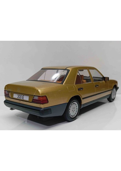 1:18 1984 Mercedes-Benz 300 E (W124KASA) Hardal (Kapalı Gövde Metal Model fırsatları