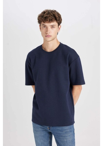 Boxy Fit Bisiklet Yaka Pamuklu Kısa Kollu Basic Düz Ağır Kumaş Tişört E0224AX24AU modelleri