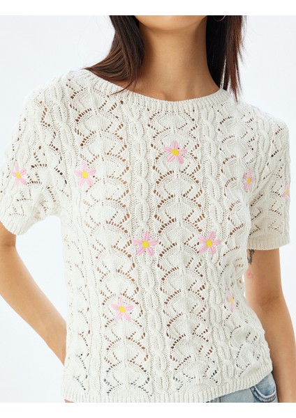 Triko Ajurlu Kazak Kısa Kollu Bisiklet Yaka Çiçek Işlemeli indirimleri